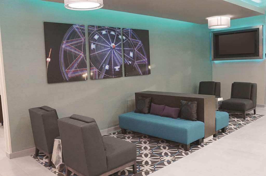 La Quinta By Wyndham Dallas Plano - Колоні Інтер'єр фото