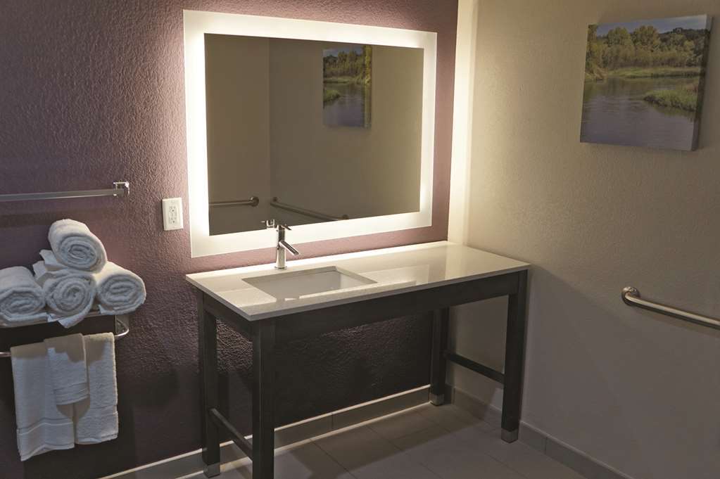 La Quinta By Wyndham Dallas Plano - Колоні Номер фото